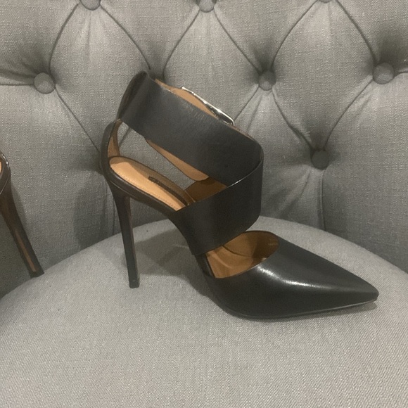 Topshop leather buckle heels - Picture 2 of 6
